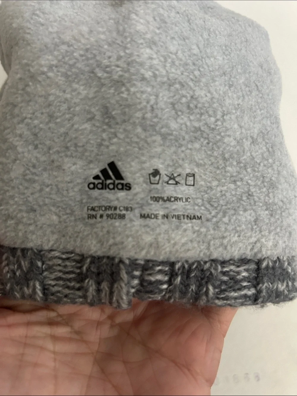 ADIDAS OSFM Heather Gray Cable Knit Beanie Leather Logo Fleece Lined Visor